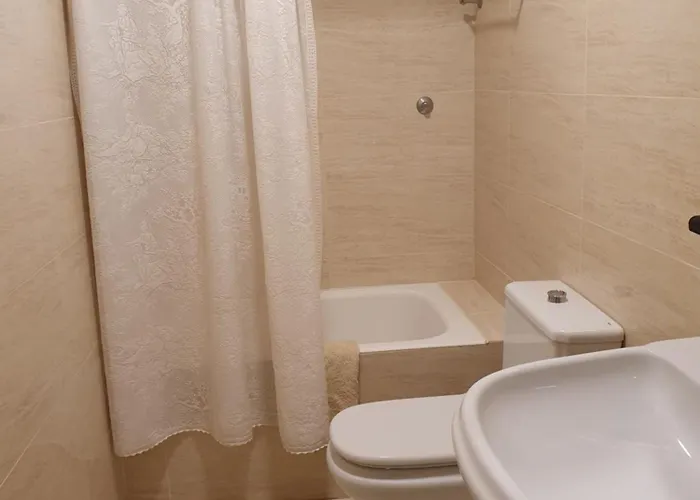 Casa Jean Pineau * 埃尔谢戈